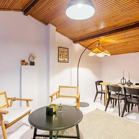 Delightful Flat In Sisli With Location 伊斯坦布尔