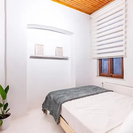 Delightful Flat In Sisli With Location